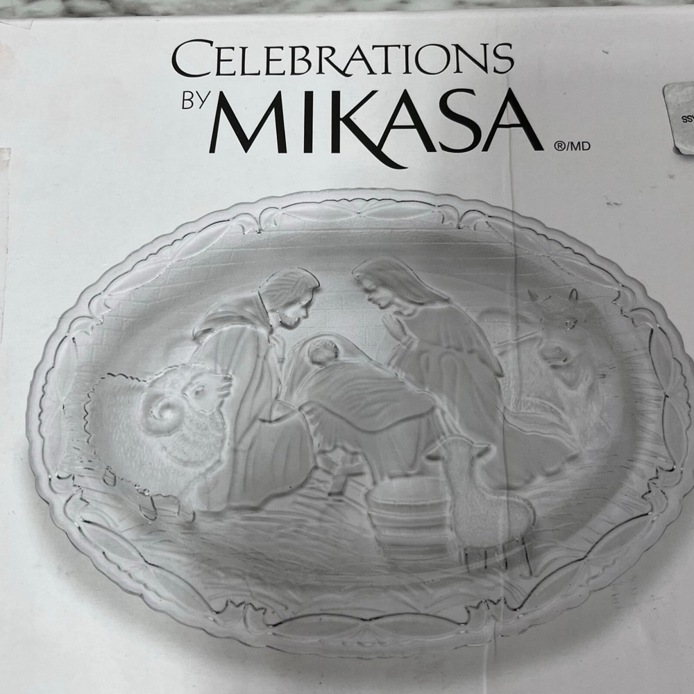 MIKASA Nativity Scene Embossed Frosted Crystal Plaque Plate Christmas 7 X 9 inch